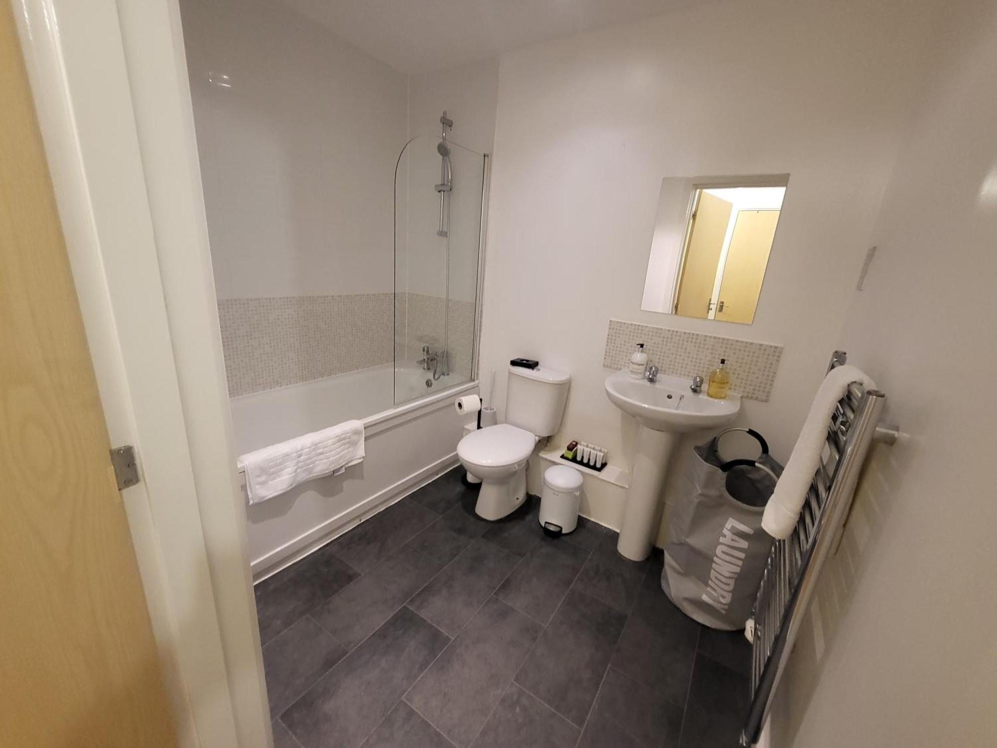 Garland Central City Apartment London 2 מראה חיצוני תמונה